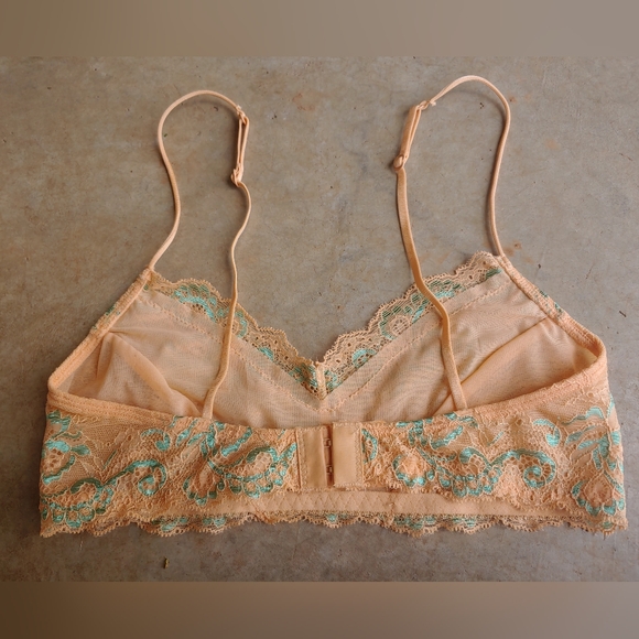 NWOT Urban Outfitters Out From Under Lace Orange Teal Seamless Bralette | Beach - Picture 9 of 17